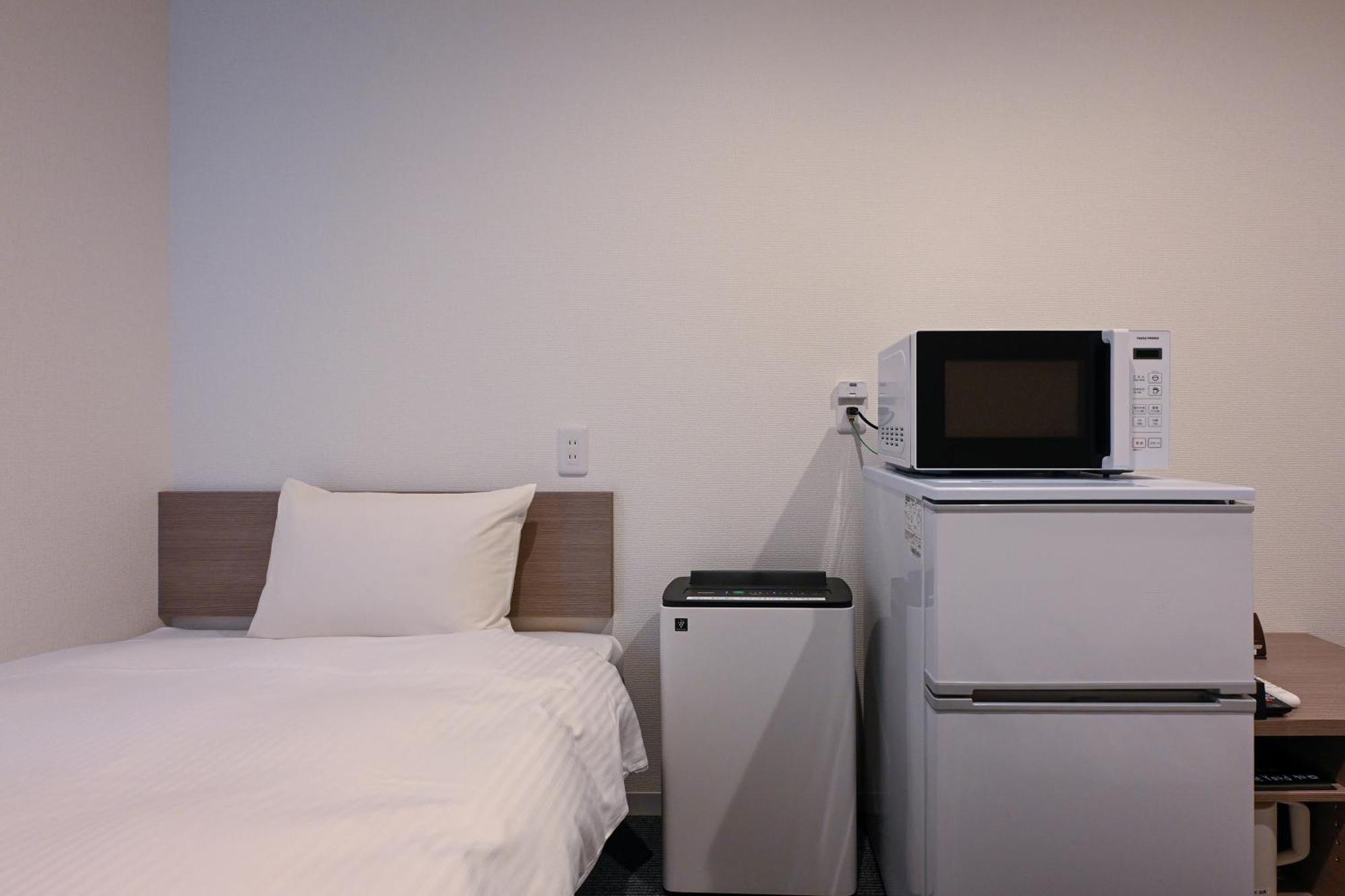 Hotel R9 The Yard Ashikagaekinishi Exteriör bild
